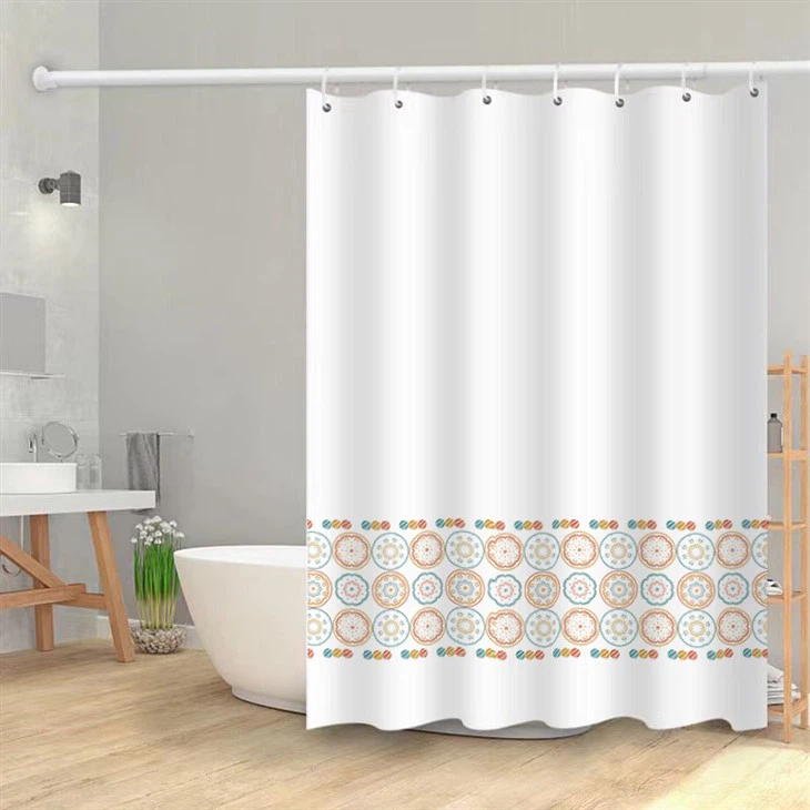 安い生地のシャワーカーテン