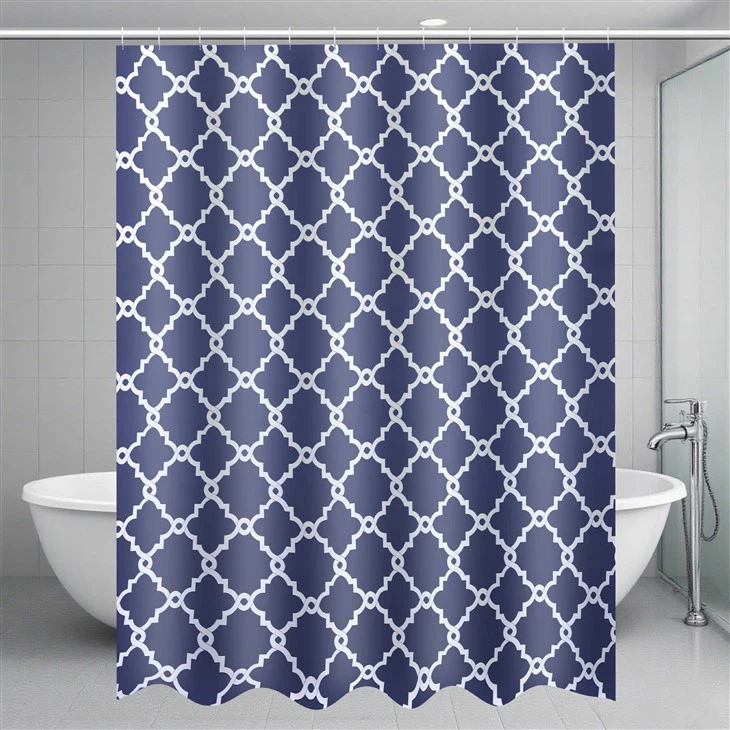 モダンなホテルのシャワーカーテン